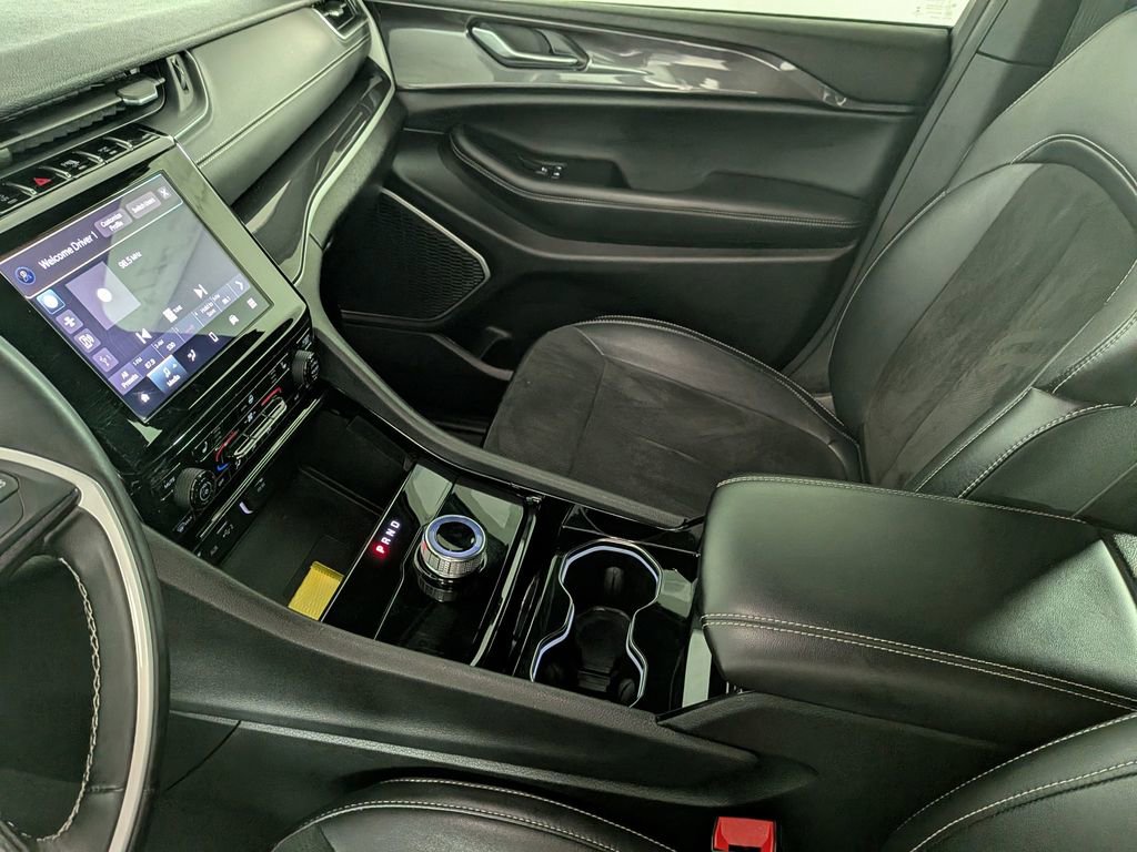 Certified 2022 Jeep Grand Cherokee Altitude image 29