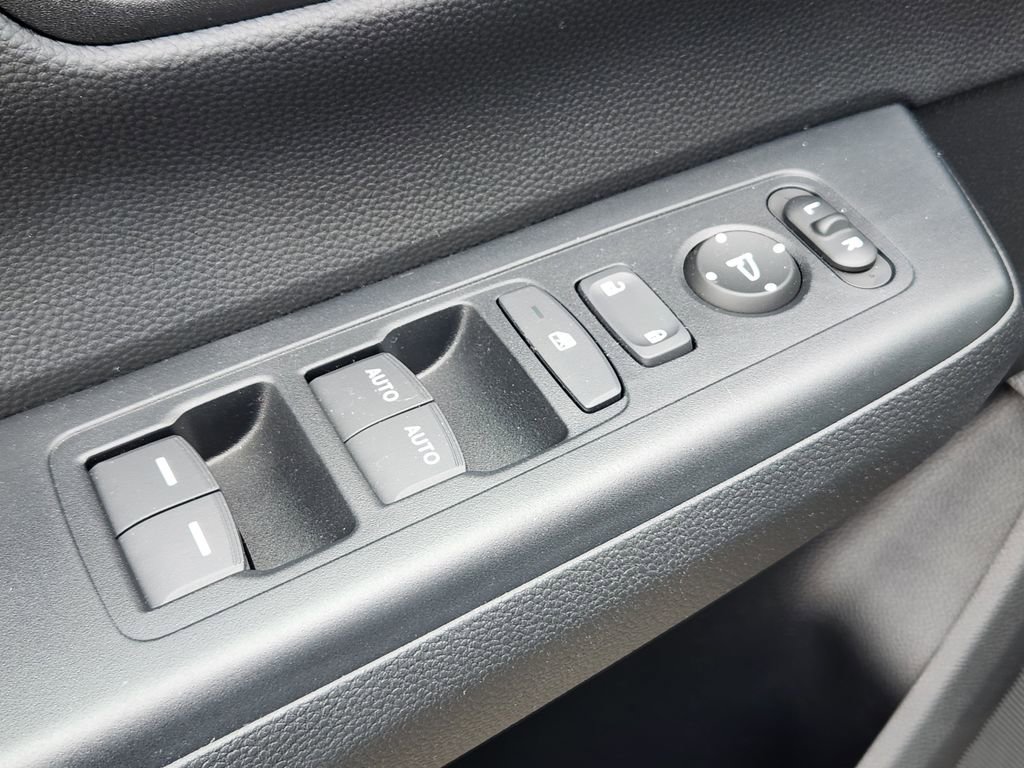 Used 2025 Honda CR-V EX image 15