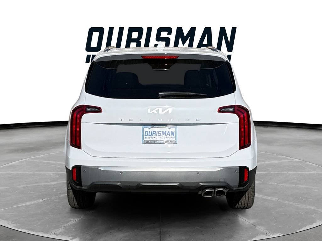 New 2025 Kia Telluride S image 2