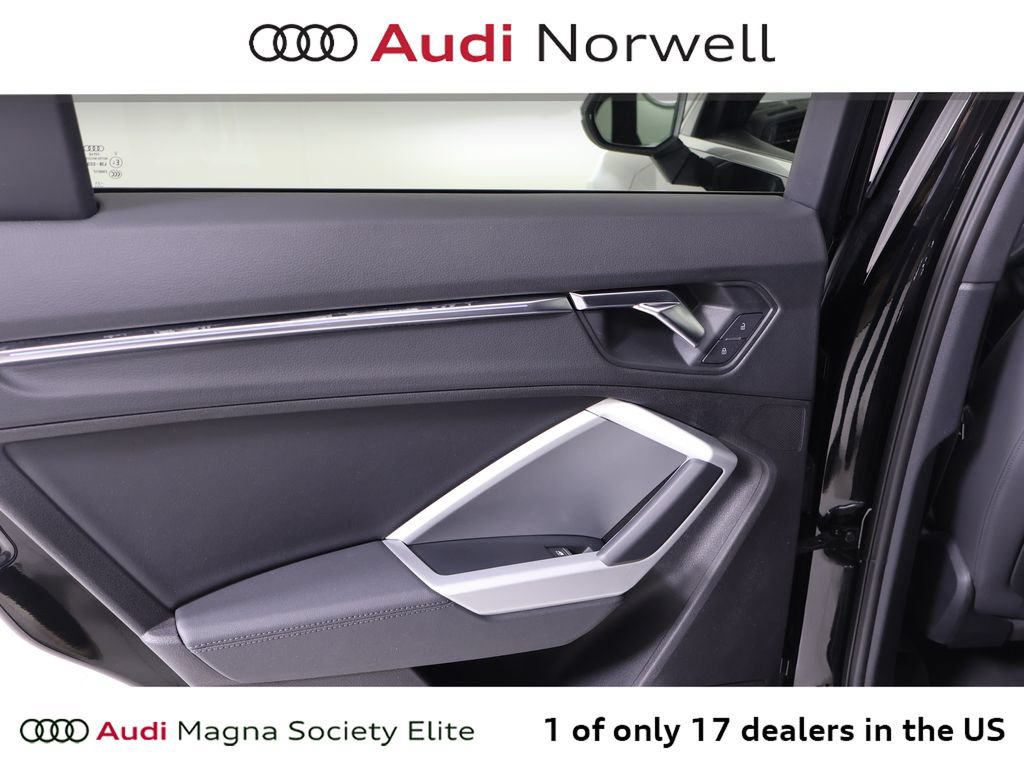 Certified 2022 Audi Q3 2.0T Premium Plus w/ Premium Plus Package AWD/4WD image 21