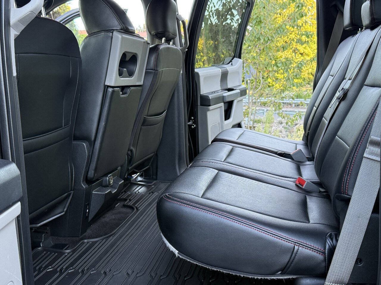Used 2018 Ford F150 XLT AWD/4WD image 15