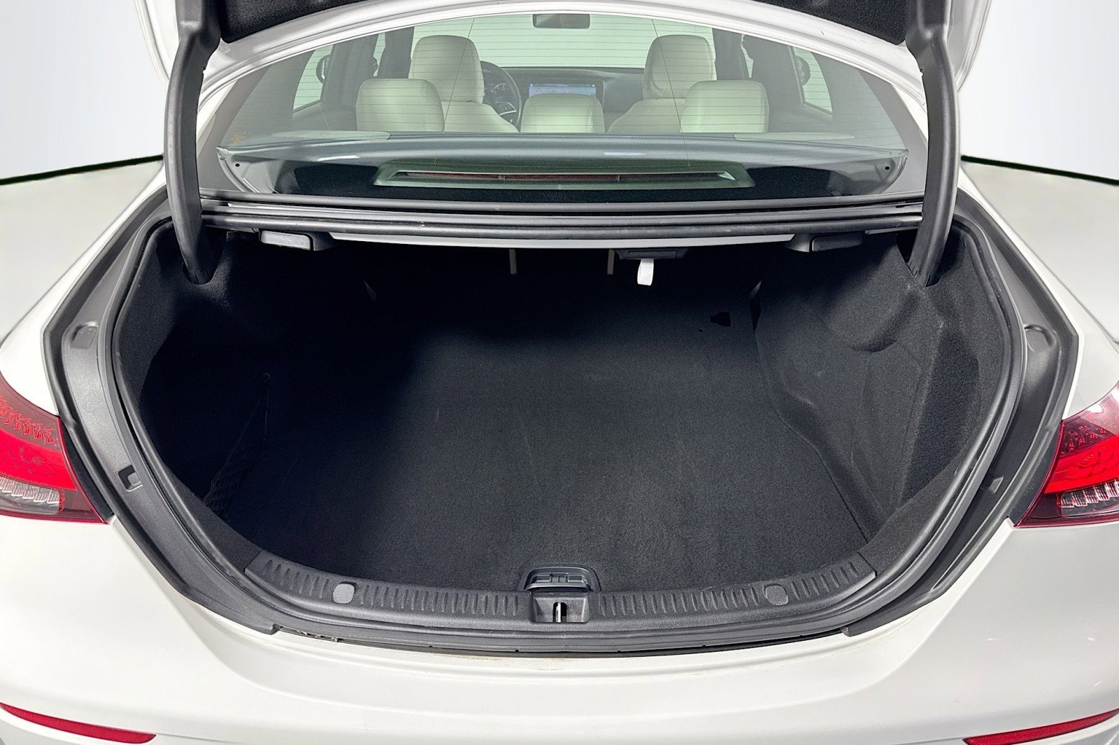 Certified 2021 Mercedes-Benz E 350 Sedan image 24