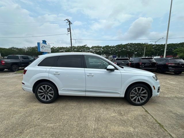 Used 2019 Audi Q7 3.0T Premium Plus w/ Premium Plus Package AWD/4WD image 4