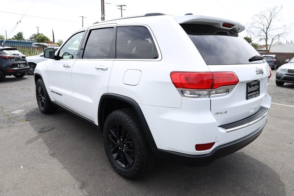 Used 2018 Jeep Grand Cherokee Limited AWD/4WD image 6