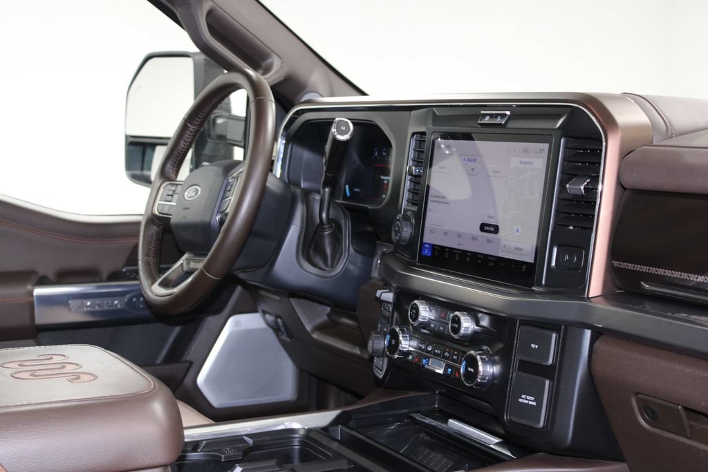 Used 2025 Ford F350 King Ranch w/ FX4 Off-Road Package AWD/4WD image 31