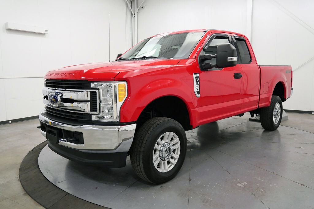 Used 2017 Ford F350 XLT AWD/4WD image 3