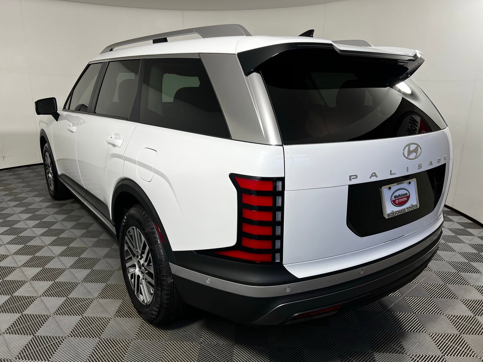 Used 2026 Hyundai Palisade SEL FWD image 7