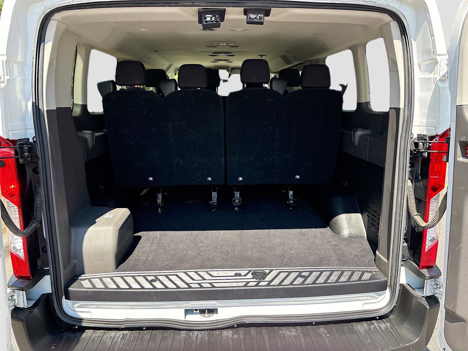 Used 2024 Ford Transit 350 XLT RWD image 27