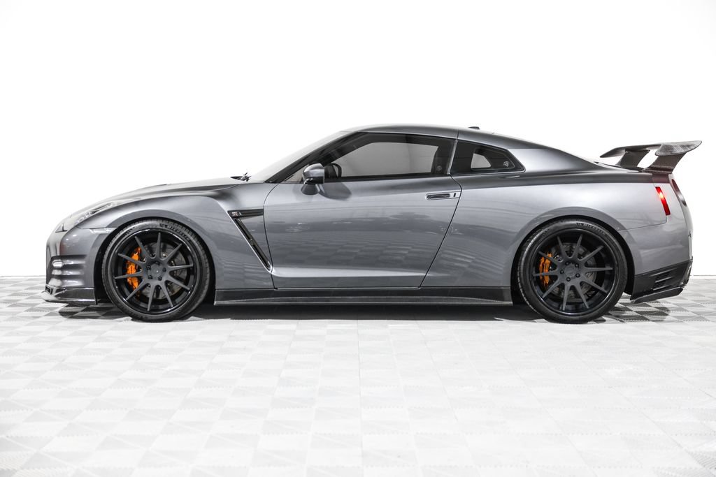 Used 2013 Nissan GT-R Premium AWD/4WD image 14