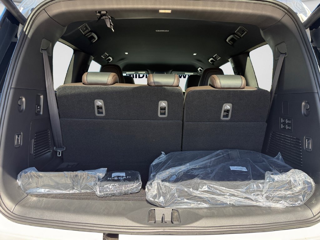 New 2026 Nissan Armada SL w/ Captain's Chari Seat Package AWD/4WD image 18