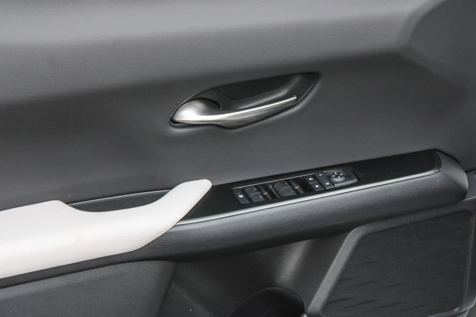 New 2025 Lexus UX 300h FWD image 21