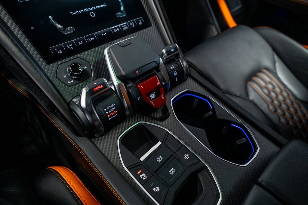 Used 2024 Lamborghini Urus Performante image 56