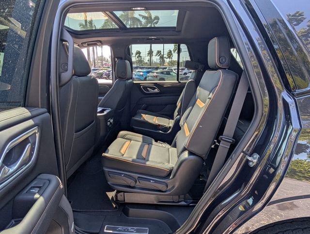 Used 2023 GMC Yukon AT4 w/ Max Trailering Package image 9