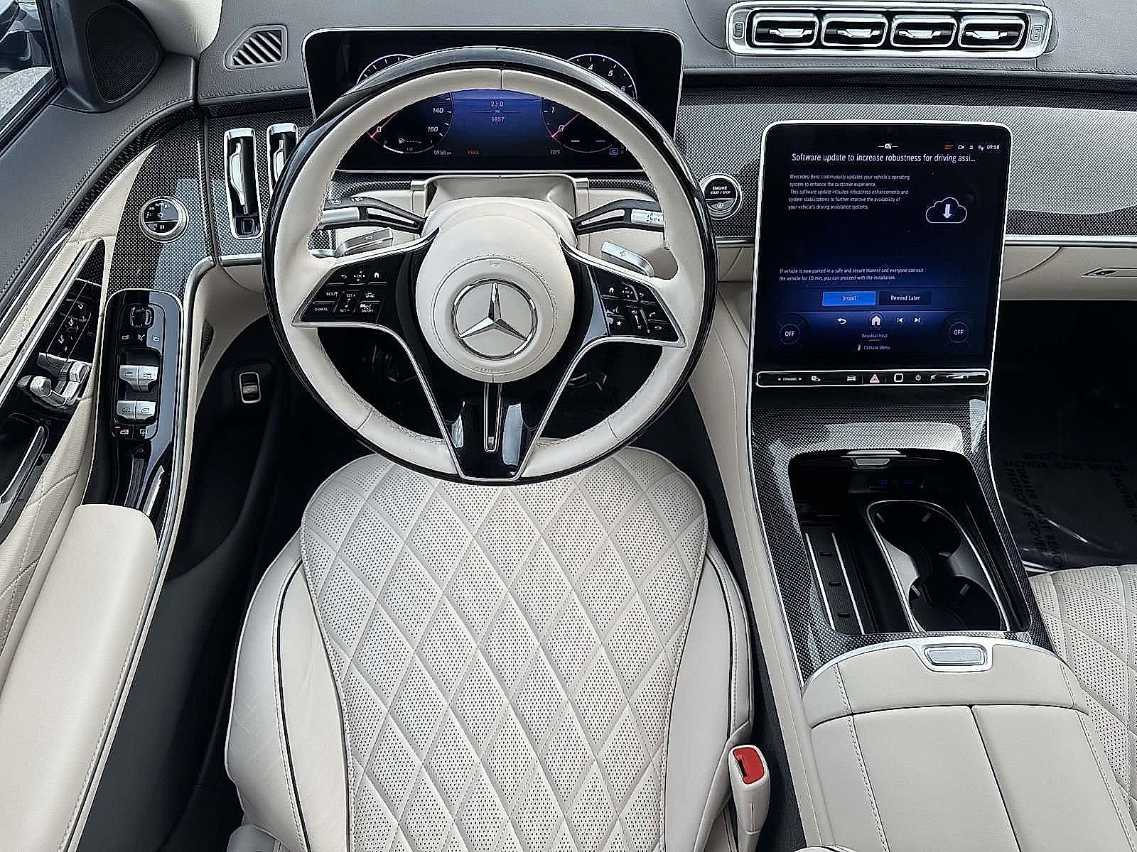 Used 2025 Mercedes-Benz S 580 4MATIC Sedan image 17