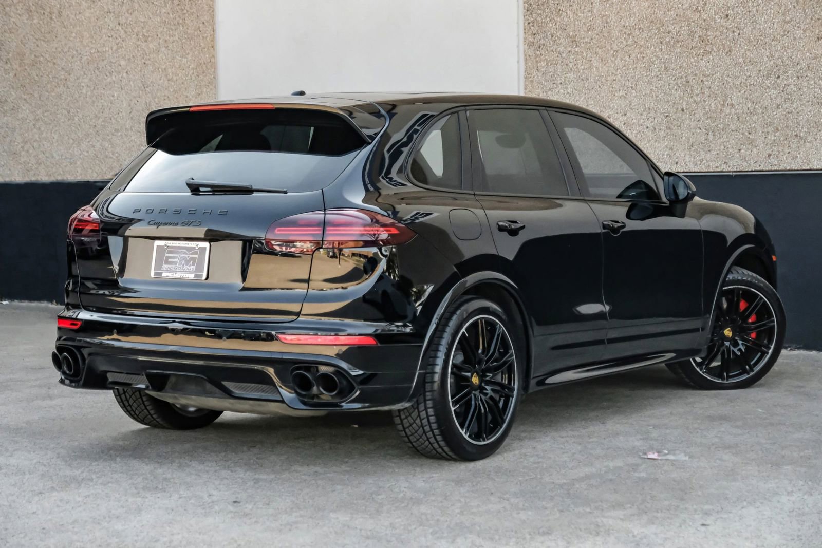 Used 2018 Porsche Cayenne GTS w/ Premium Package Plus image 8