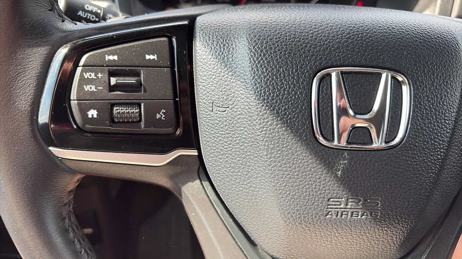 Used 2025 Honda Odyssey EX-L image 9