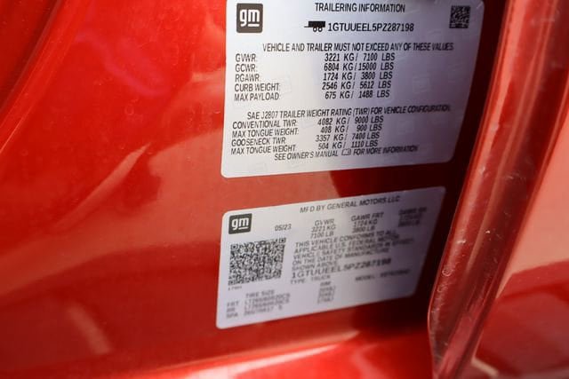 Used 2023 GMC Sierra 1500 AT4 w/ AT4 Premium Package AWD/4WD image 32