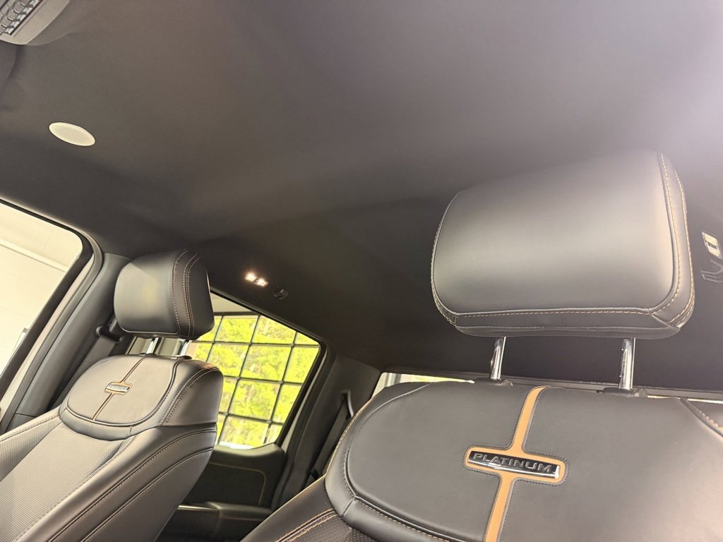 Used 2024 Ford F250 Platinum image 27