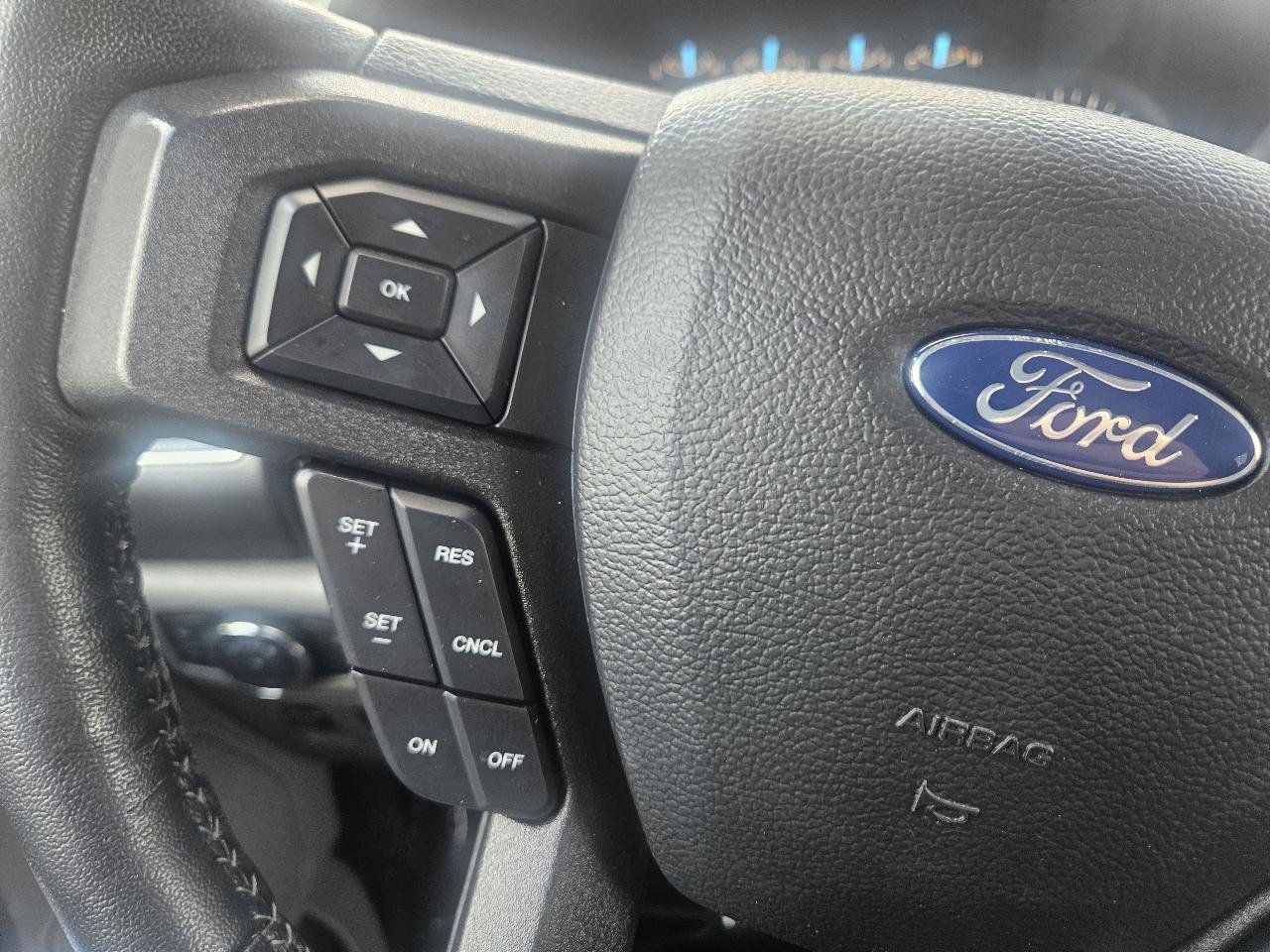 Used 2020 Ford F150 XLT w/ Equipment Group 302A Luxury AWD/4WD image 21