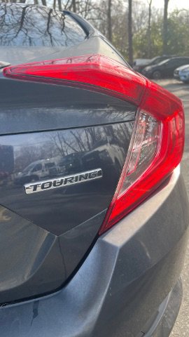 Used 2017 Honda Civic Touring image 6