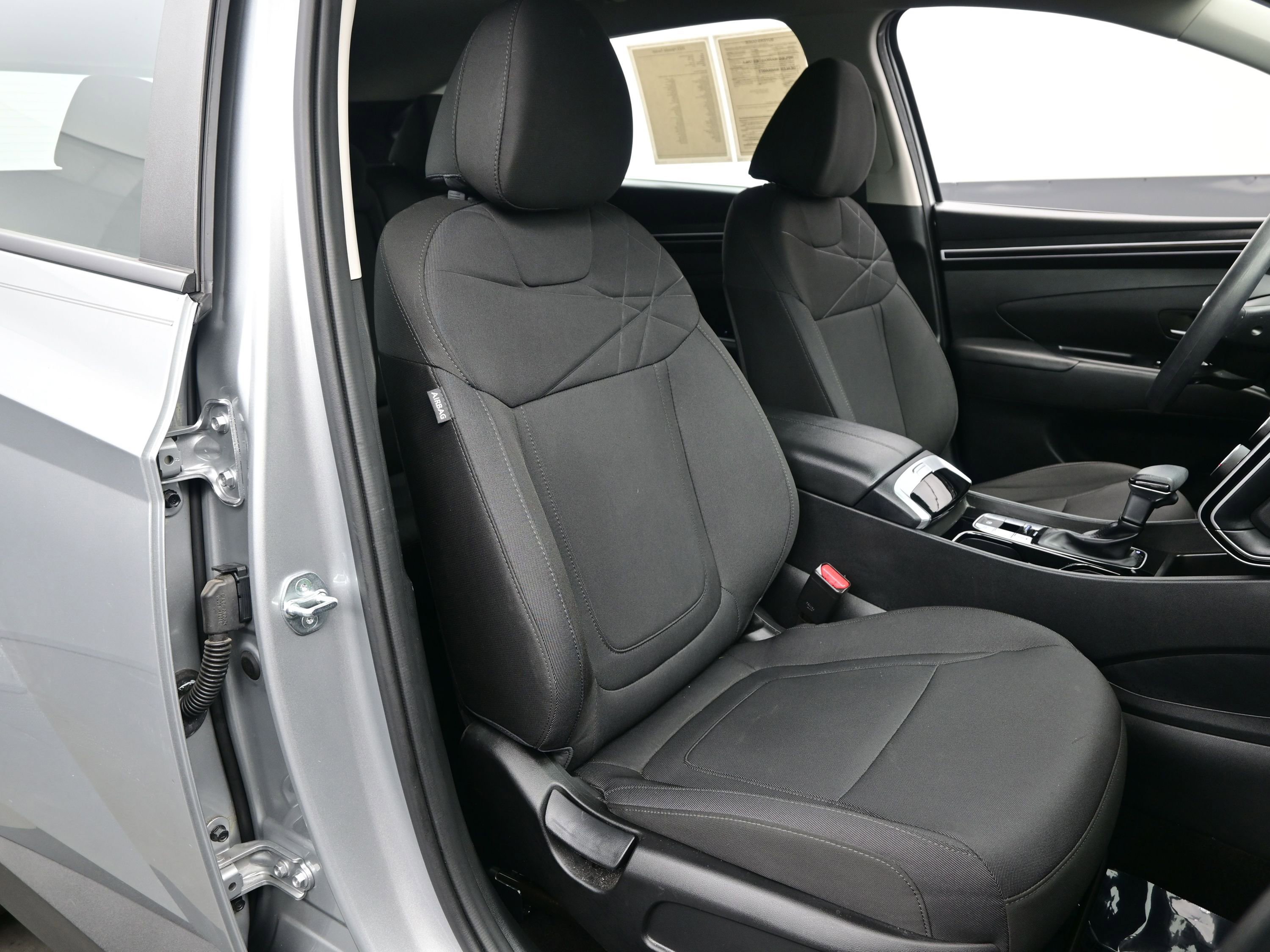 Used 2023 Hyundai Tucson SE AWD/4WD image 12