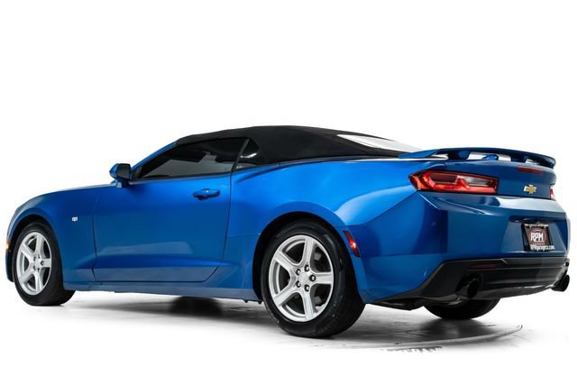 Used 2017 Chevrolet Camaro LT RWD image 10
