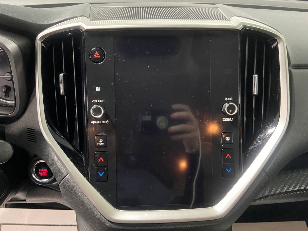 Used 2023 Subaru Ascent Premium w/ Convenience Package image 9