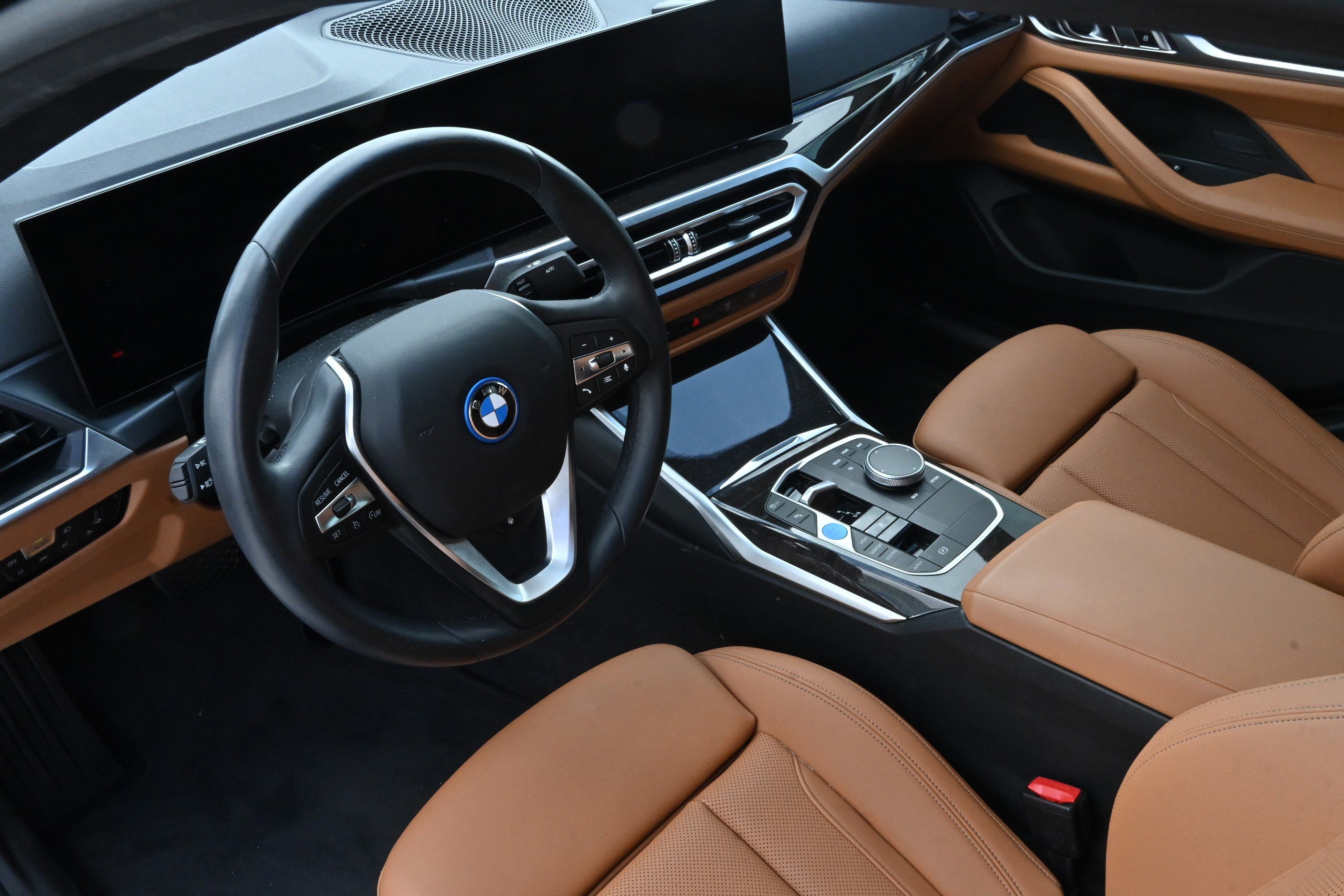 Certified 2023 BMW i4 eDrive40 w/ Premium Package RWD image 16