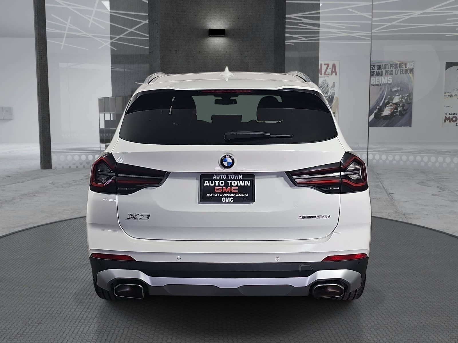 Used 2022 BMW X3 xDrive30i w/ Convenience Package AWD/4WD image 6