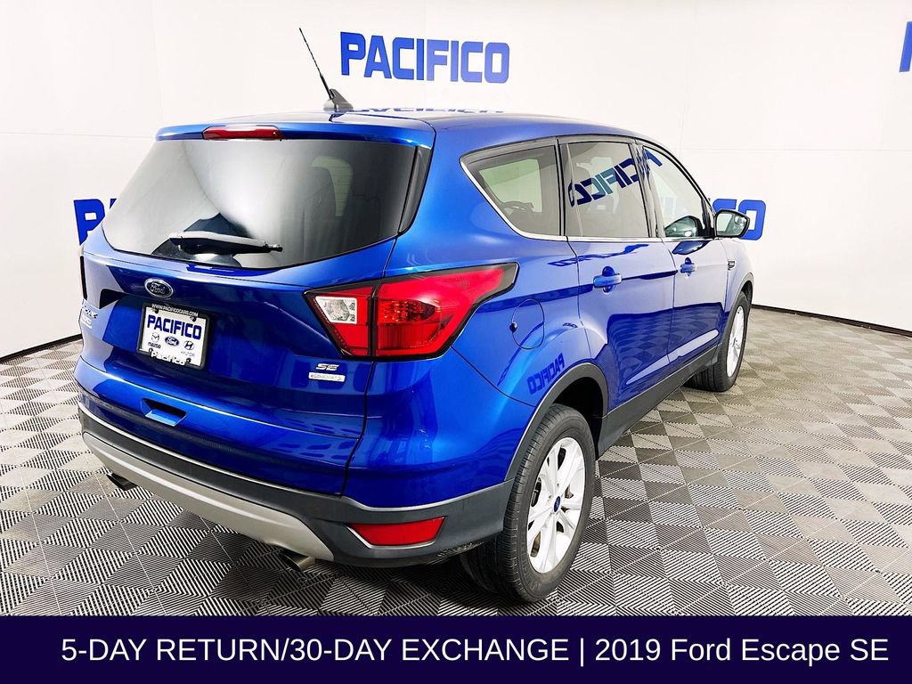 Used 2019 Ford Escape SE image 8