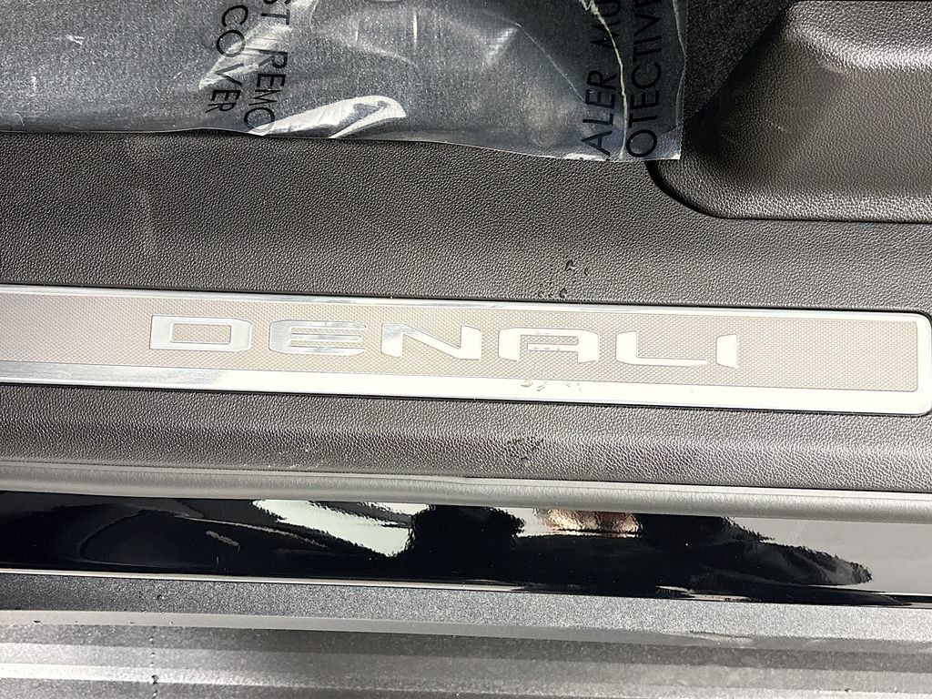 New 2026 GMC Yukon XL Denali image 37