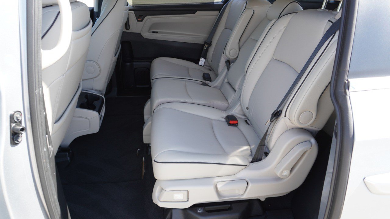 Used 2025 Honda Odyssey Touring image 32