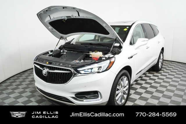 Used 2018 Buick Enclave Premium w/ Experience Buick Package FWD image 31