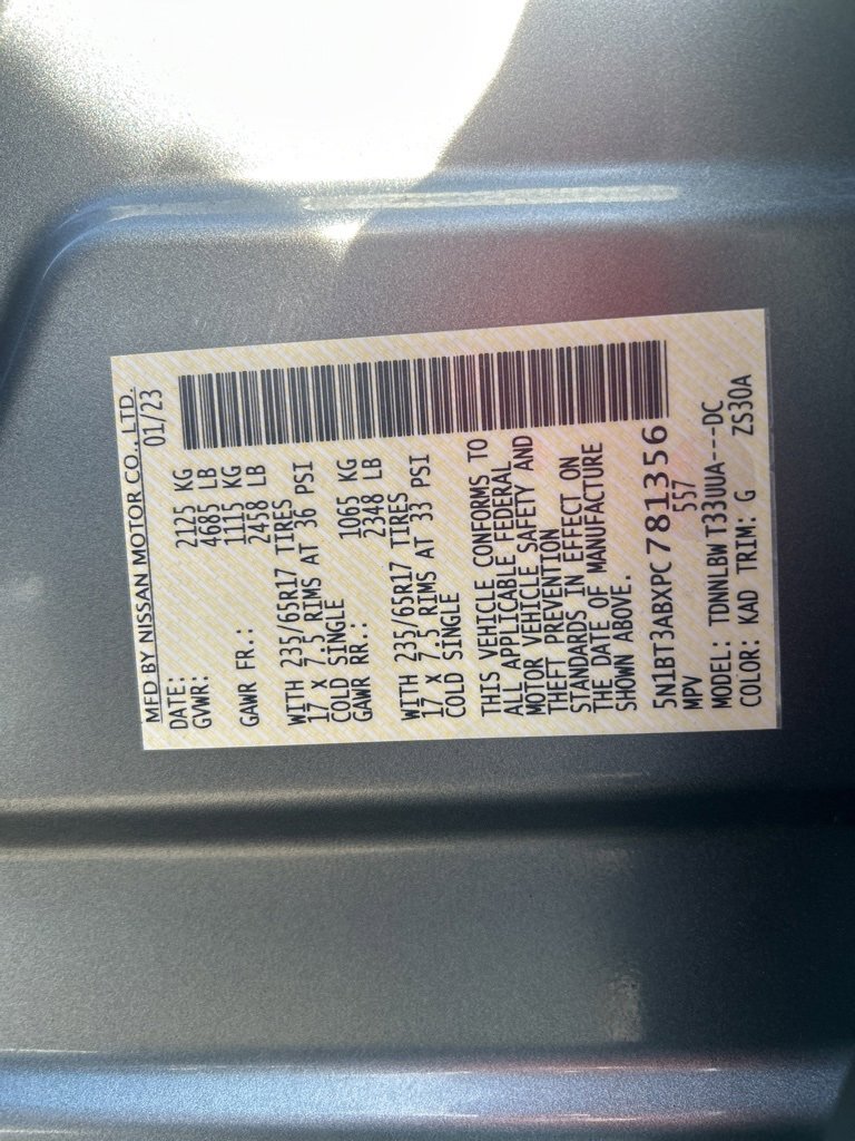 Used 2023 Nissan Rogue S image 32