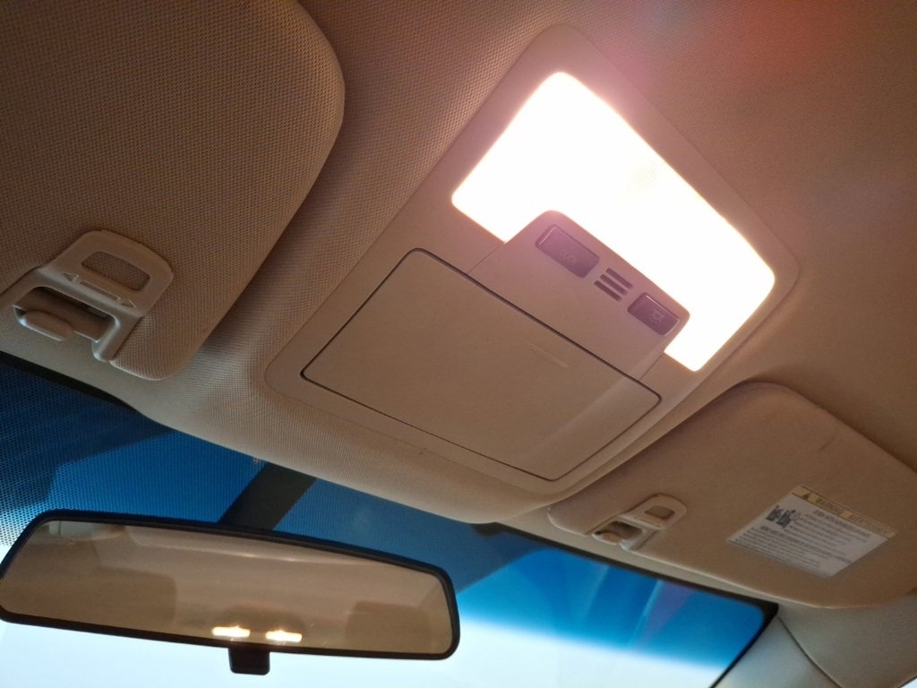 Used 2015 Toyota Avalon XLE image 28