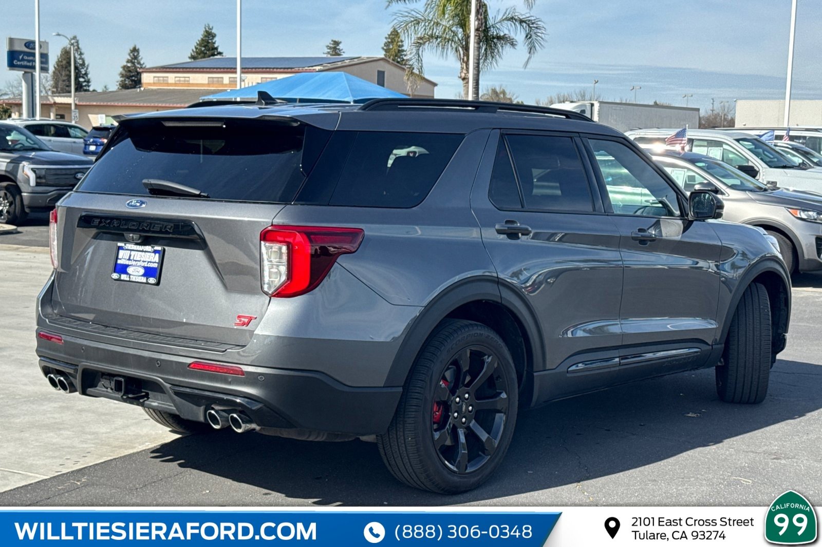 Used 2023 Ford Explorer ST w/ Equipment Group 401A image 4