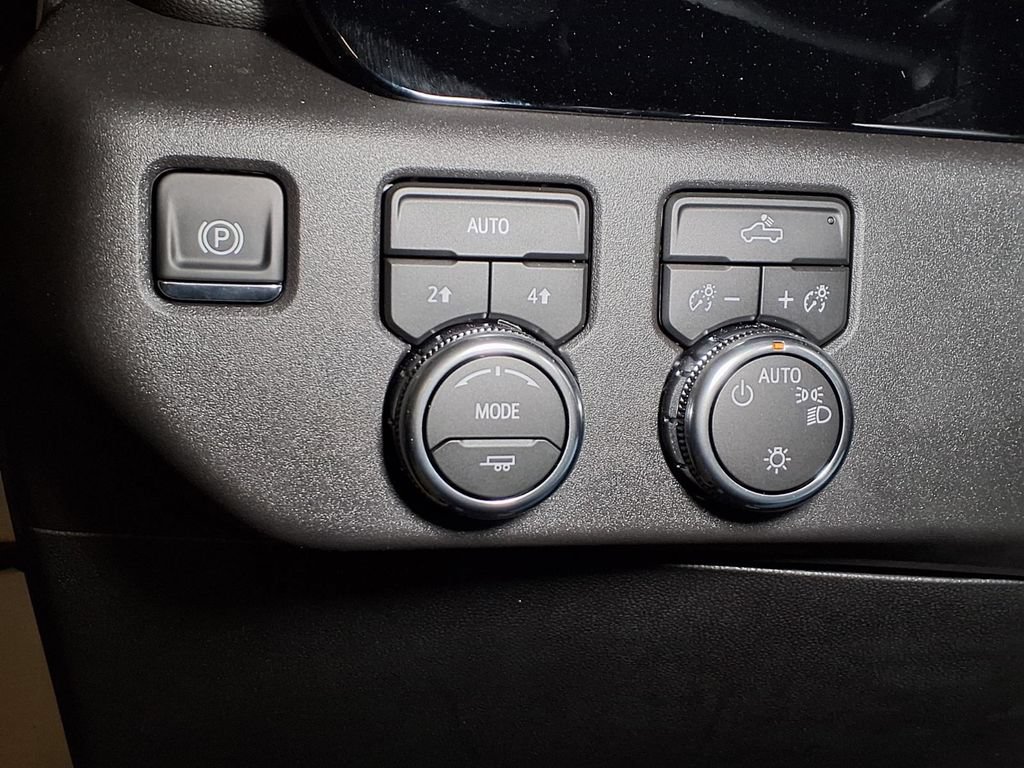 Used 2026 GMC Sierra 1500 SLE AWD/4WD image 17