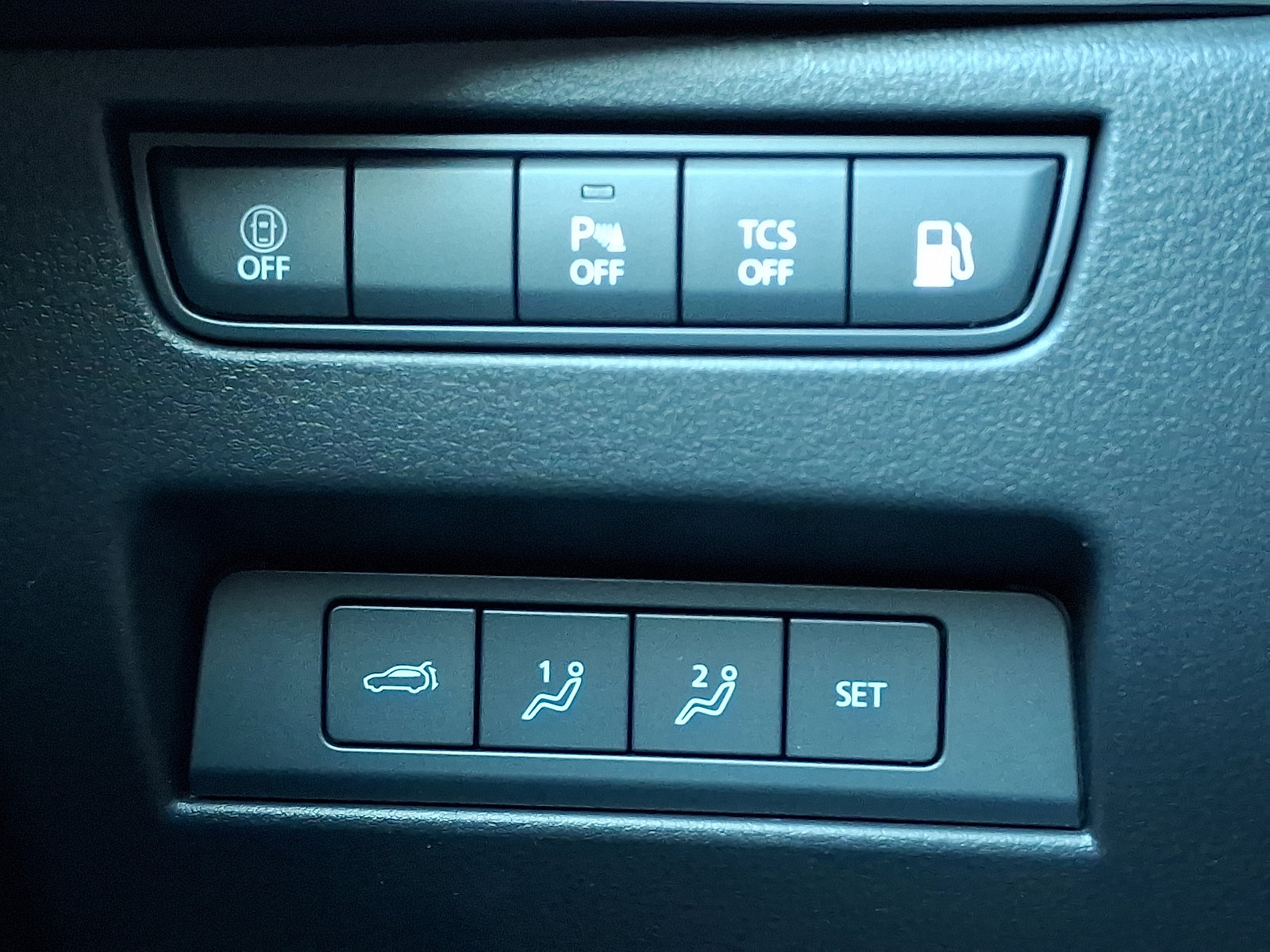 Certified 2024 MAZDA CX-90 Plug-In Hybrid w/ Premium Pkg image 31