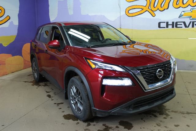 Used 2021 Nissan Rogue S image 4