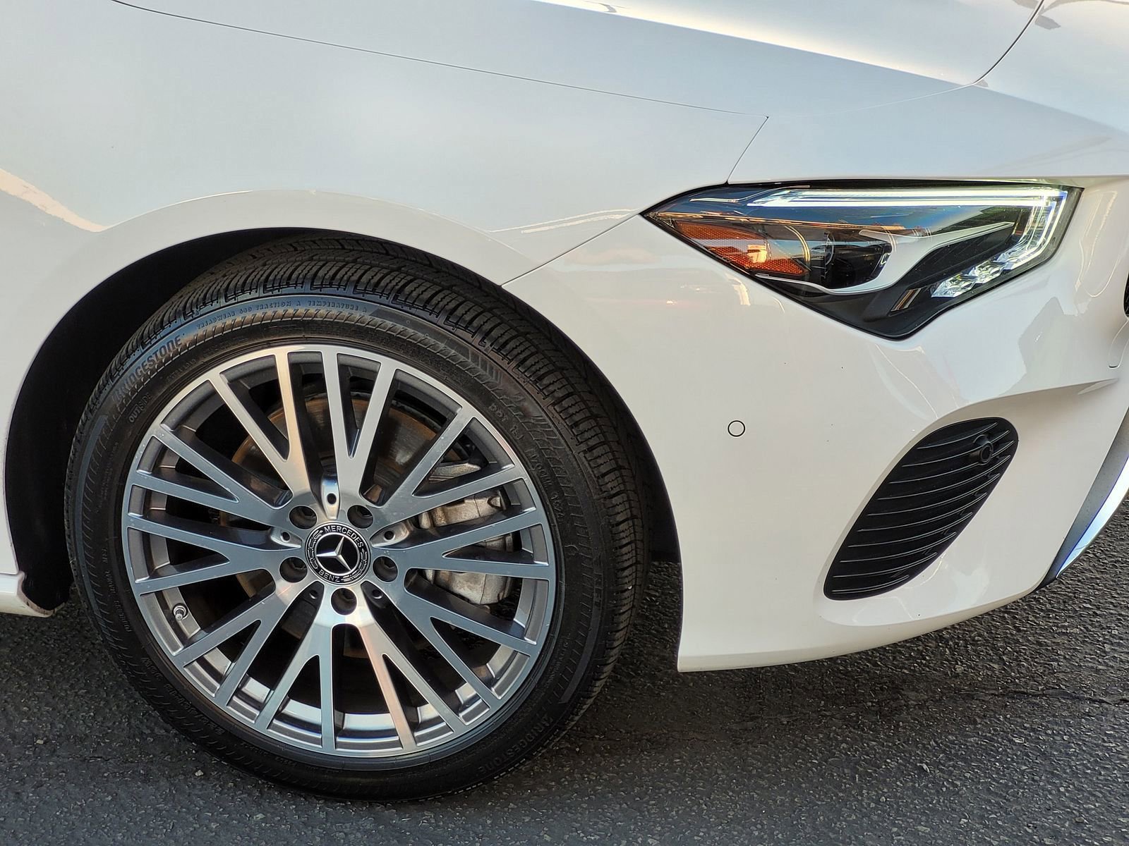 Used 2025 Mercedes-Benz CLA 250 4MATIC image 10