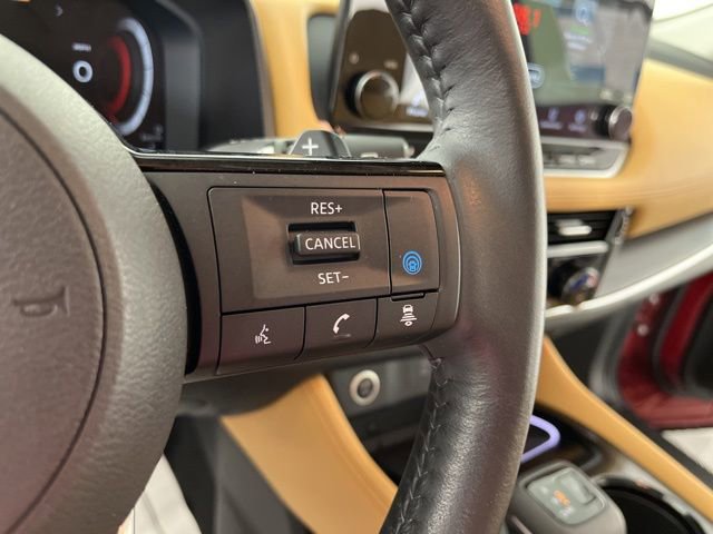 Used 2023 Nissan Rogue Platinum w/ Platinum Premium Package image 21