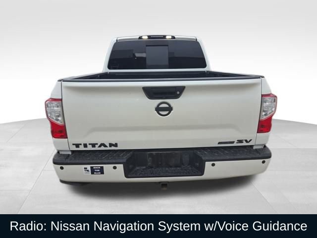 Used 2018 Nissan Titan SV w/ SV Convenience Package image 3