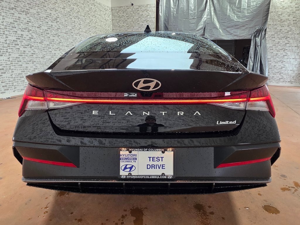 New 2026 Hyundai Elantra Limited image 5
