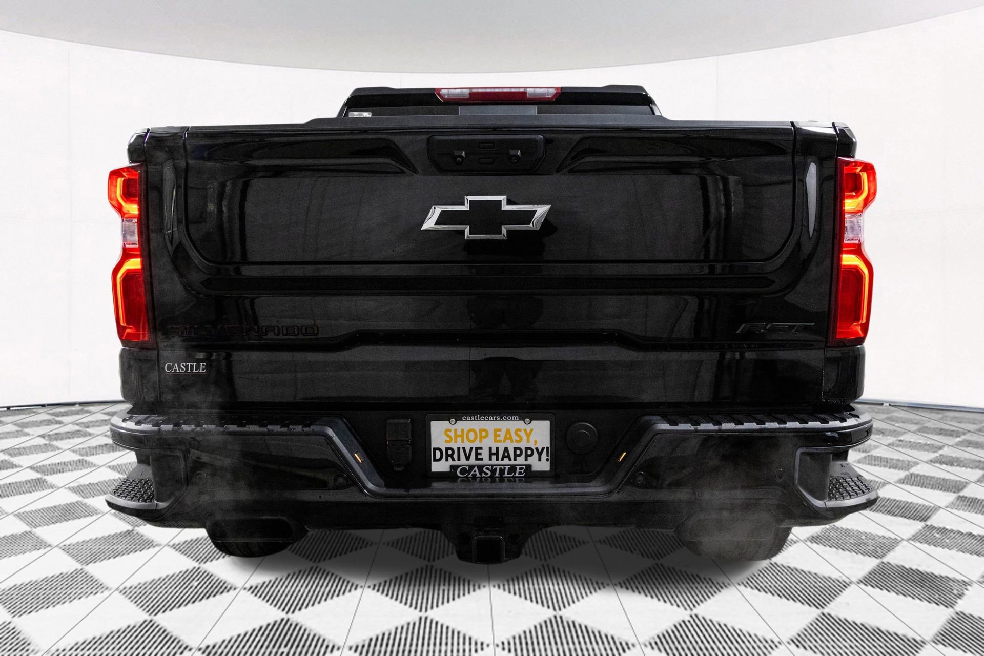 Used 2024 Chevrolet Silverado 1500 RST w/ Redline Edition AWD/4WD image 14