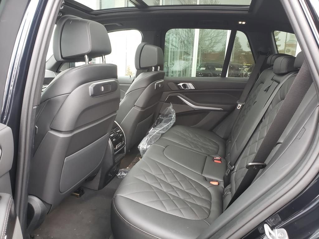 New 2026 BMW X5 xDrive50e image 14