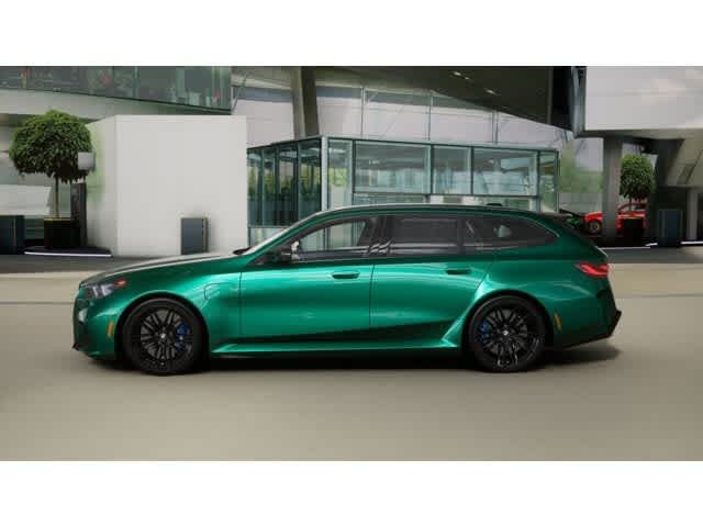 New 2027 BMW M5 Touring AWD/4WD image 4