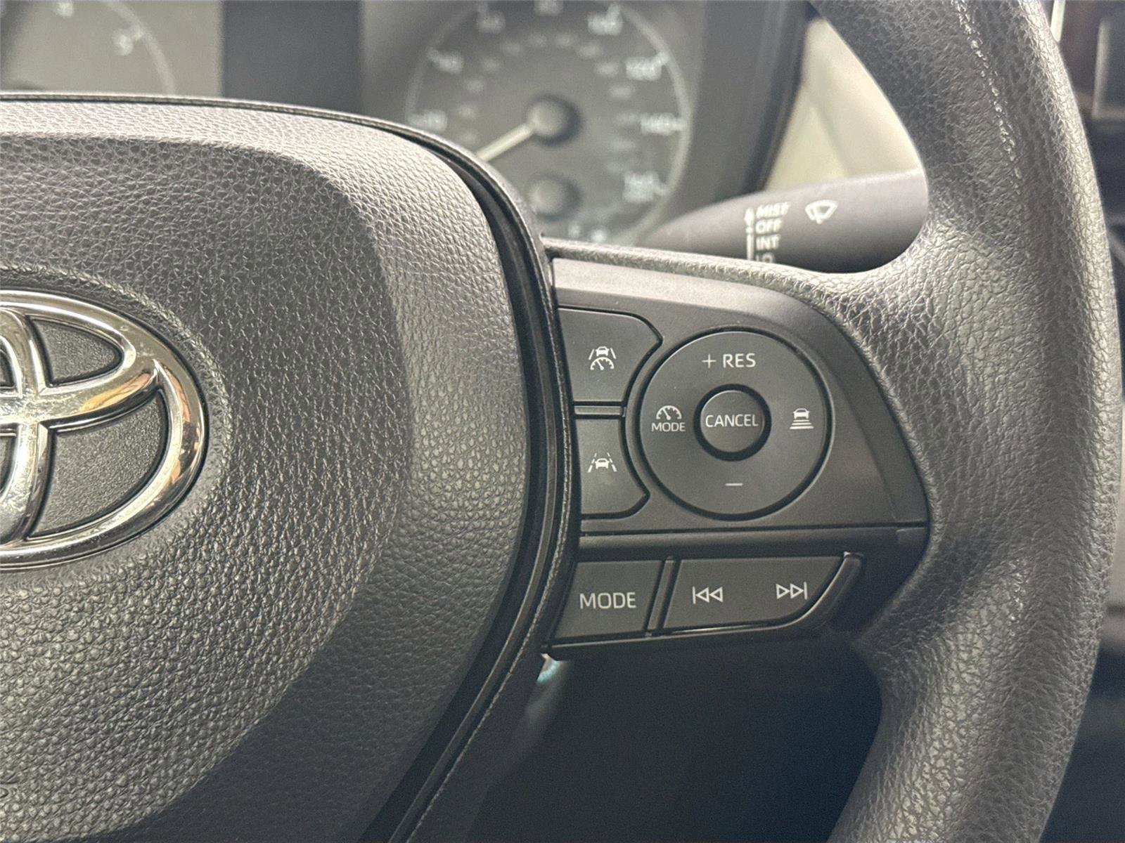 Certified 2024 Toyota Corolla LE image 18