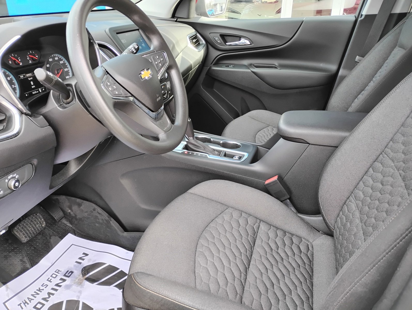 Used 2018 Chevrolet Equinox LT image 10