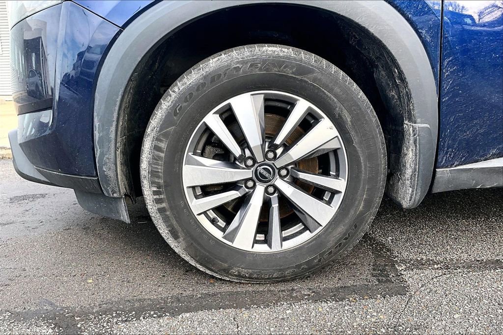 Used 2022 Nissan Pathfinder SL image 4