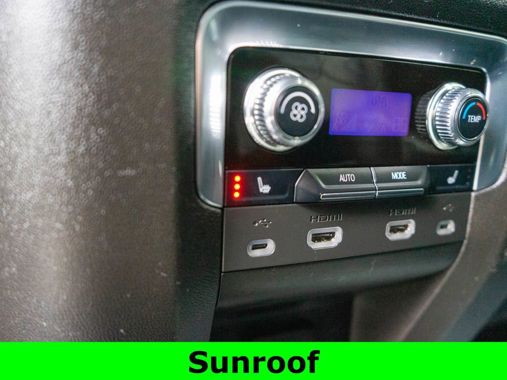 Used 2021 GMC Yukon Denali w/ Denali Ultimate Package AWD/4WD image 17